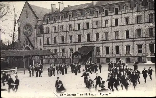 Ak La Galette en 1913 aux Postes, Französische Soldaten, Amtsgebäude