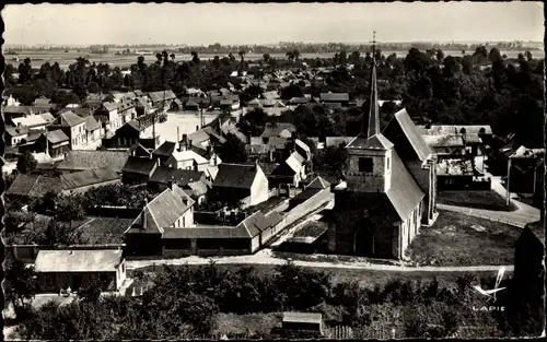 Ak Feuquières-en-Vimeu Somme, L'Eglise, Luftbild