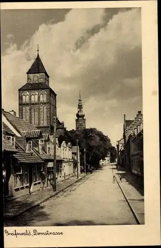 Ak Hansestadt Greifswald, Domstraße mit Jacobi- und Nikolaikirche