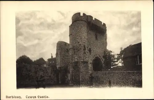 Ak Lewes East Sussex England, Barbican, Lewes Castle, Burg