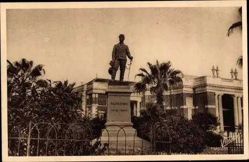 Ak Dakar Senegal, Statue du general Faidherbe, Denkmal