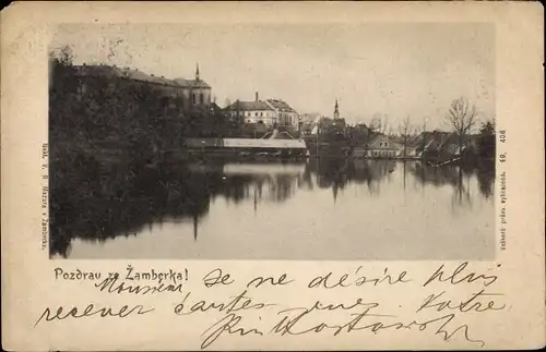 Ak Žamberk Senftenberg Region Pardubice, Blick vom Wasser zur Stadt