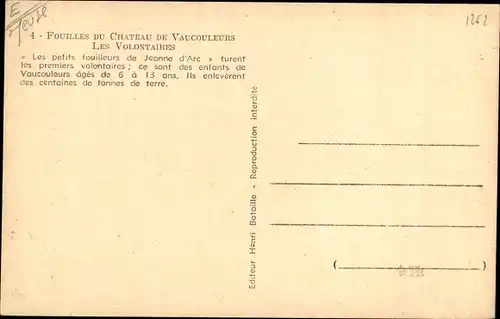 Ak Vaucouleurs Meuse, Fouilles du Chateau, Les Volontaires