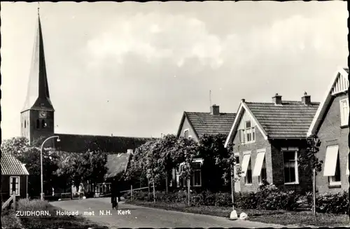 Ak Zuidhorn Groningen, Holtpad met N.H. Kerk