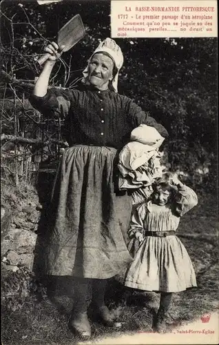 Ak La Normandie pittoresque, Frau mit ihrer Tochter in Tracht