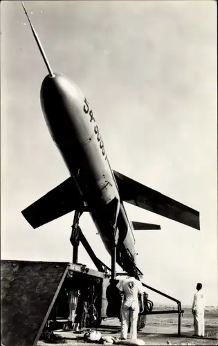 Ak Martin Matador TM 61 B, Cruise Missile, Marschflugkörper, Abschussvorrichtung, US Air Force
