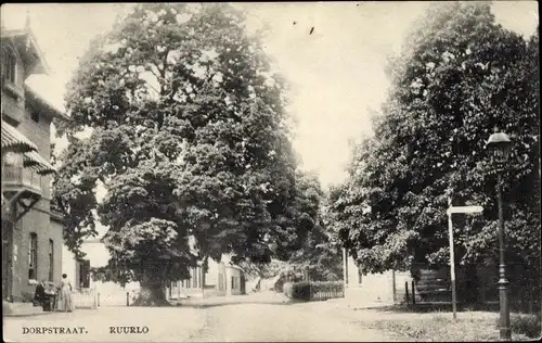 Ak Ruurlo Gelderland, Dorpstraat
