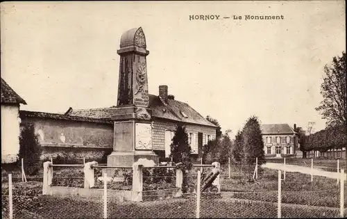 Ak Hornoy Somme, Le Monument