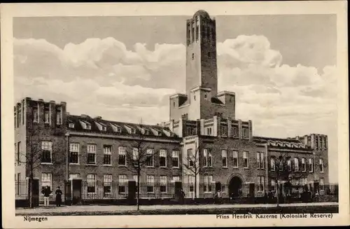 Ak Nijmegen Gelderland, Prins Hendrik Kazerne