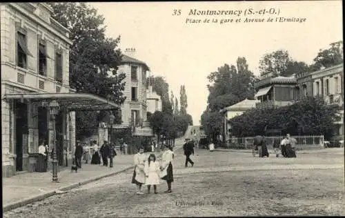 Ak Montmorency Val-de-Oise, Place de la gare et Avenue de l'Ermitage