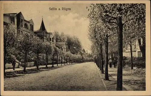 Ak Ostseebad Sellin auf Rügen, Straßenpartie