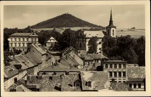 Ak Česká Lípa Böhmisch Leipa Region Reichenberg, Berg, Kirche, Häuserdächer