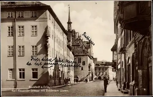 Ak Neustadt an der Orla, Karl-Alexander-Straße mit Goldenem Löwen