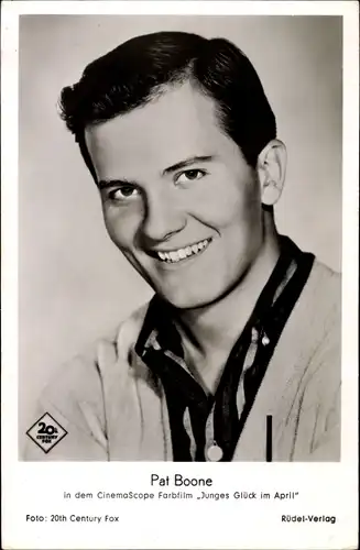 Ak Schauspieler Pat Boone, Portrait, Junges Glück im April