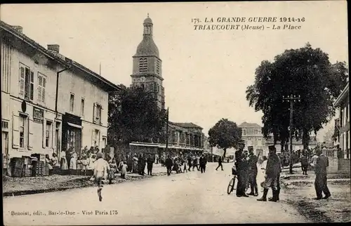 Ak Triaucourt Meuse, La Place