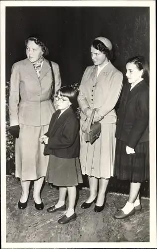 Ak De vier Prinsessen Beatrix, Irene, Marijke, Margriet, 1955, Niederländisches Königshaus