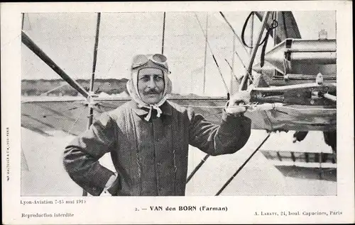 Ak Pilote Van den Born, Avion Farman, Portrait, Pilot, Flugzeug
