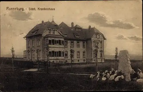 Ak Ronneburg im Kreis Greiz Thüringen, Städt. Krankenhaus