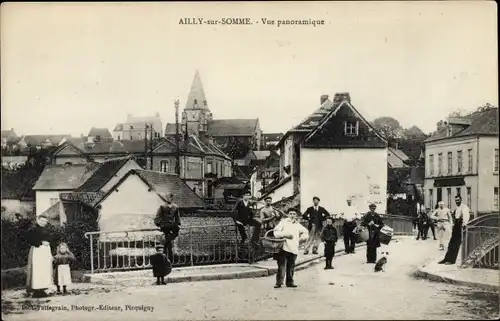 Ak Ailly sur Somme Somme, Vue panoramique, Passanten