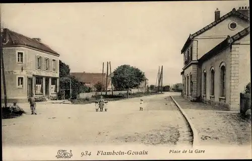 Ak Flamboin Seine et Marne, Place de la Gare