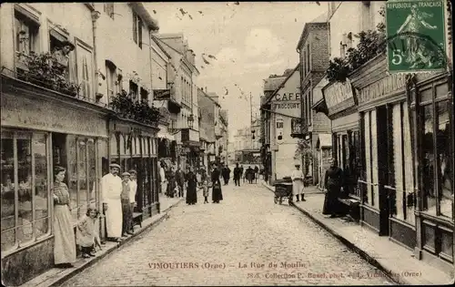 Ak Vimoutiers Orne, La Rue du Moulin