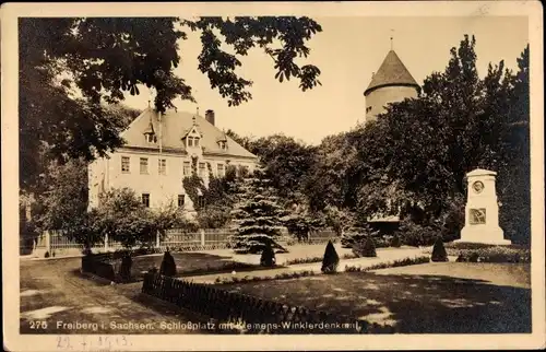 Ak Freiberg in Sachsen, Schlossplatz mit Klemens-Winklerdenkmal