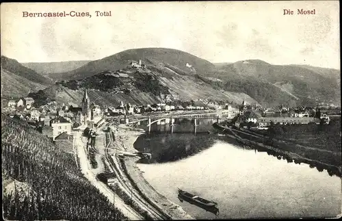 Ak Bernkastel Kues an der Mosel, Gesamtansicht, Flusslauf