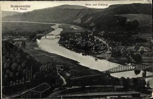 Ak Bodenwerder an der Weser, Panorama, Blick vom Eckberg