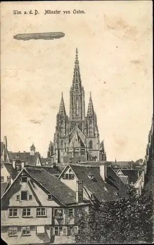 Ak Ulm an der Donau, Münster von Osten, Zeppelin