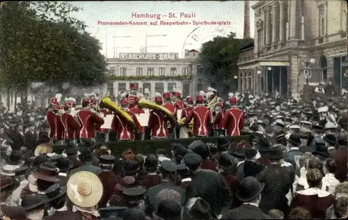 Ak Hamburg Mitte St. Pauli, Promenadenkonzert auf der Reeperbahn, Spielbudenplatz