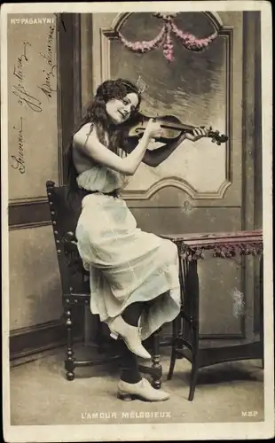 Ak Frau Geige spielend, L'Amour Melodieux