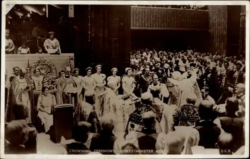 Ak Crowning Ceremony in Westminster Abbey, Krönungsfeier von Königin Elisabeth II von Großbritannien