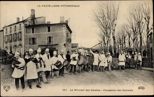 Ak Sauxillanges Puy de Dôme, Le mercredi des Cendres, Procession des Cornards