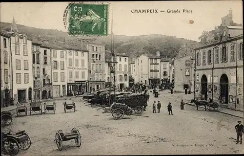 Ak Champeix Puy de Dôme, Grande Place