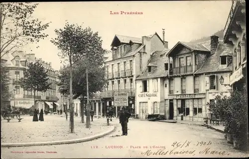 Ak Luchon Hautes-Pyrénées, Place de l'Eglise, Café