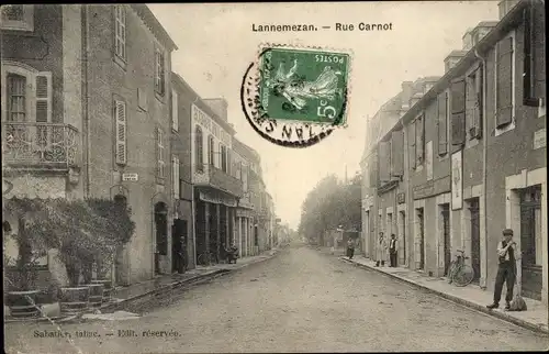 Ak Lannemezan Hautes Pyrénées, Rue Carnot