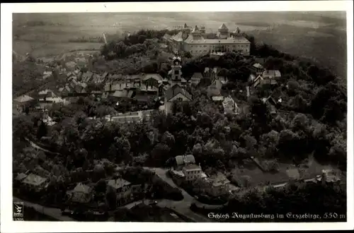 Ak Augustusburg im Erzgebirge, Schloss, Luftaufnahme