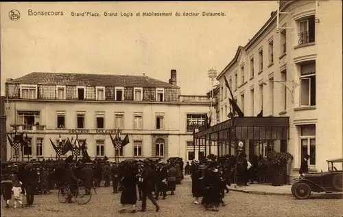 Ak Bonsecours Péruwelz Hennegau, Grand' Place, Grand Logis et établissement du docteur Delaunois