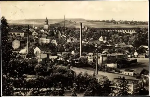 Ak Netzschkau im Vogtland, Teilansicht mit Göltzschtalbrücke