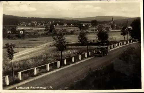 Ak Rautenkranz im Vogtland, Teilansicht, Auto