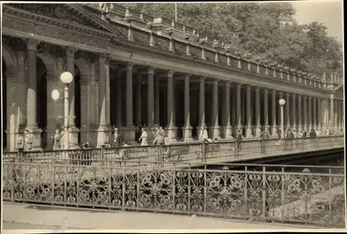 Foto Karlovy Vary Karlsbad Stadt, Säulenhalle, Kolonnaden, Brückenpartie, Fotograf Hubl