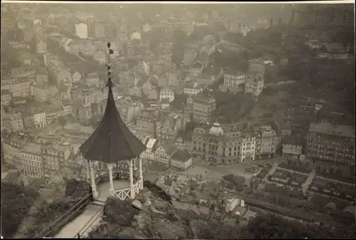 Foto Karlovy Vary Karlsbad Stadt, Aussichtsturm mit Blick über die Dächer der Stadt, Fotograf Hubl
