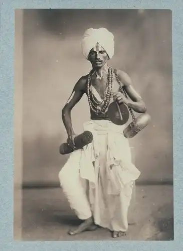 Foto Sri Lanka Ceylon, Teufelstänzer, Turban, um 1880