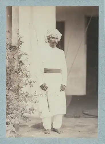 Foto Indien, Kutscher, Peitsche, Turban, um 1880