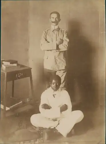 Foto Namibia, DSWA, Mitglied der Kolonialen Schutztruppe, Afrikanischer Junge