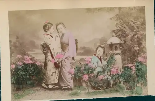 Kabinett Foto Japanische Frauen in traditioneller Tracht, Blumen