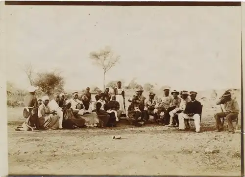 Foto DSW Afrika Namibia, ca 1900 - 1904, Afrikanische Männer und Frauen, Gruppenbild