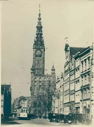 Foto Gdańsk Danzig, Rathaus, Straßenbahn Linie 4