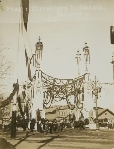 Foto Praha Prag Tschechien, Ehrenbogen, Deutsches Theater