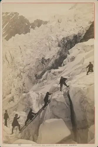 Foto Chamonix Mont Blanc Haute Savoie, Échelles aux Grands Mulets, Bergsteiger